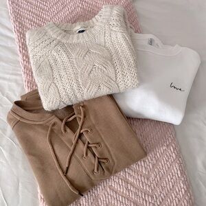 Sweaters - Neutral Colors